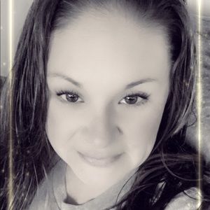 Meet your Posher, Ali